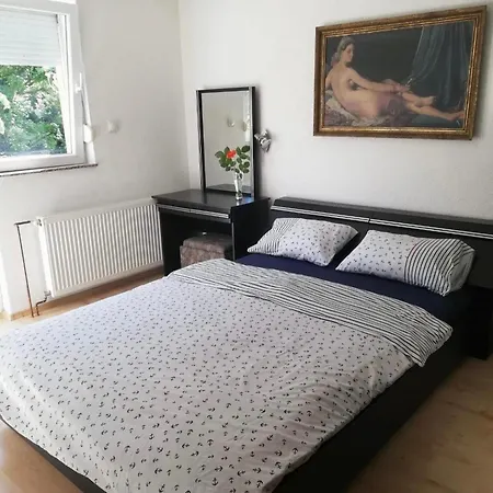 Homer Kuca Na Obali Vrbasa