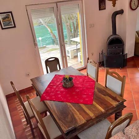 Homer Na Obali Vrbasa Feriehus Banja Luka