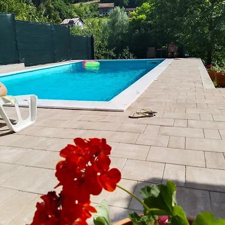 Homer Kuca Na Obali Vrbasa