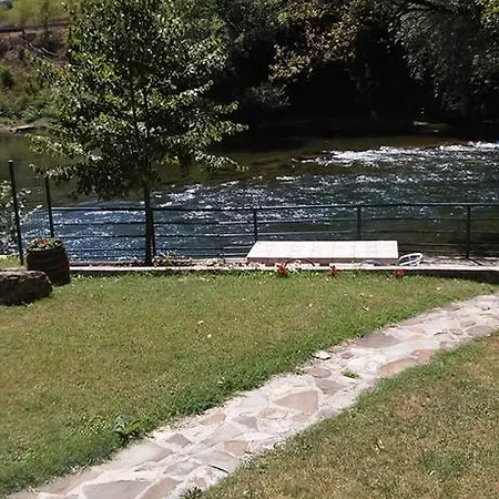 Homer Kuca Na Obali Vrbasa Holiday home *